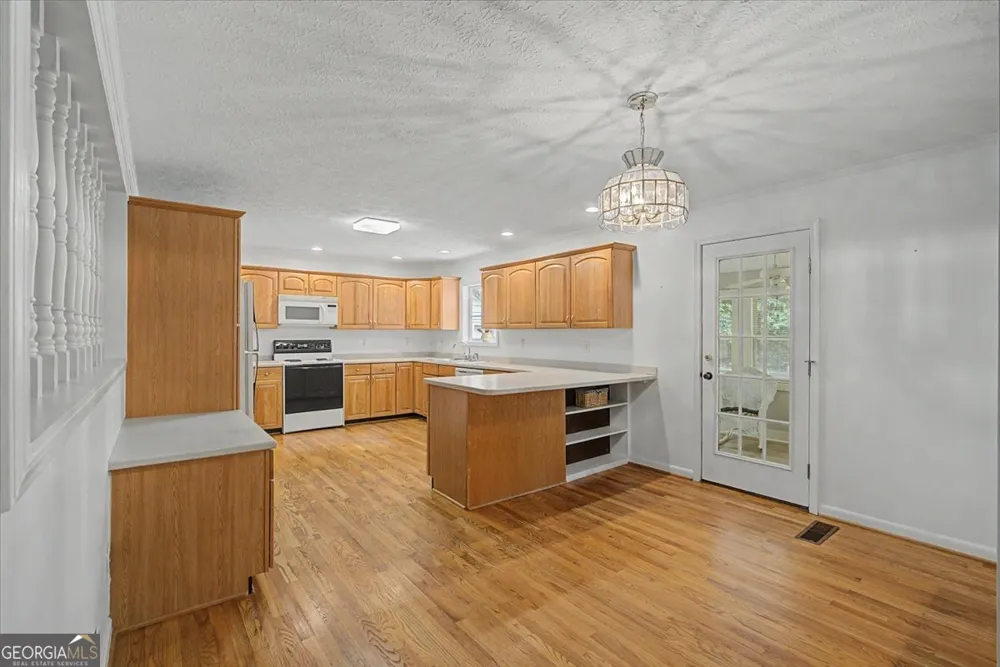 596 Morningside DR Hiram, GA 30141