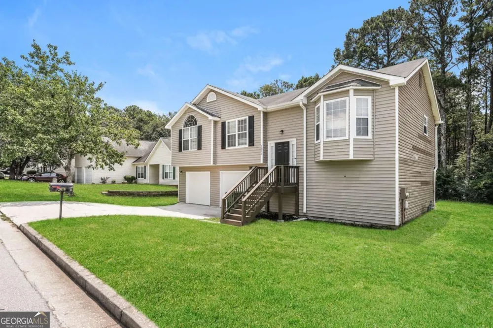 2676 Field Spring DR Lithonia, GA 30058