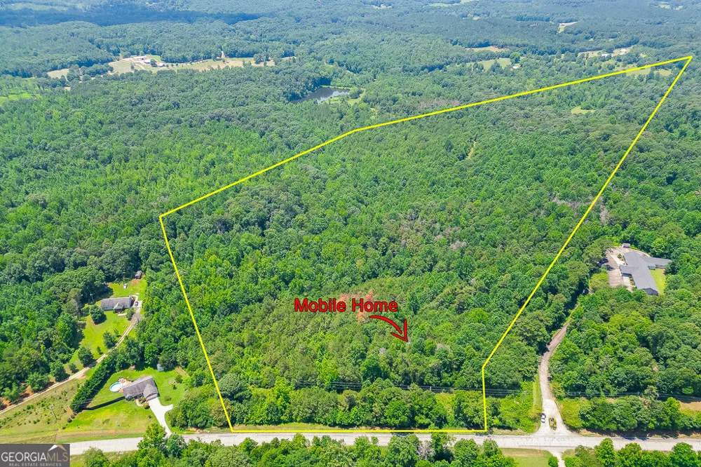 5821 Highway 320 Carnesville, GA 30521