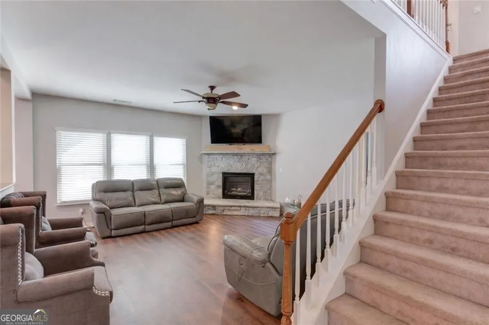 7772 Copper Kettle WAY Flowery Branch, GA 30542