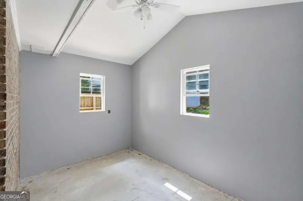 4362 White Oak DR Buford, GA 30518