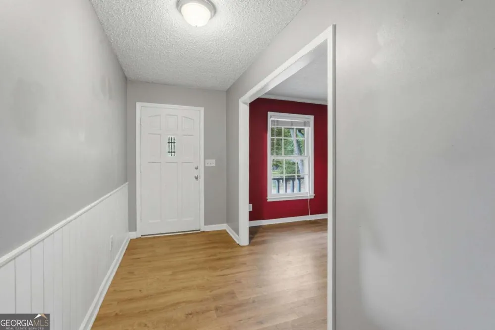 4362 White Oak DR Buford, GA 30518