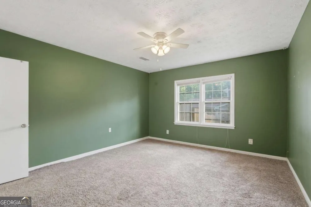 4362 White Oak DR Buford, GA 30518