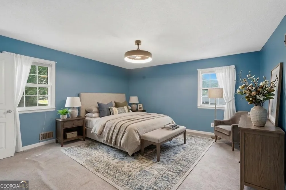 4362 White Oak DR Buford, GA 30518