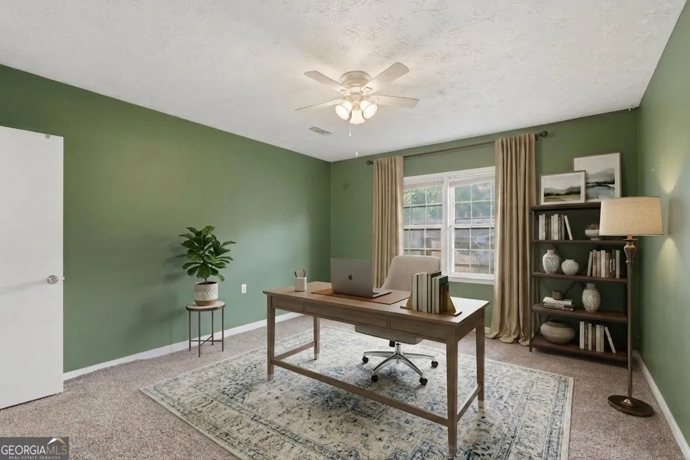 4362 White Oak DR Buford, GA 30518