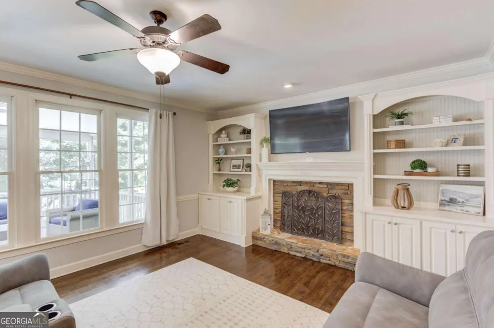 818 Oakridge TER Loganville, GA 30052