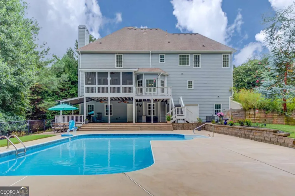 818 Oakridge TER Loganville, GA 30052