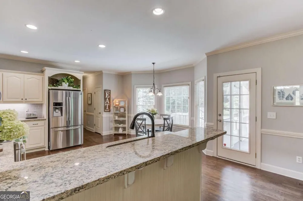 818 Oakridge TER Loganville, GA 30052