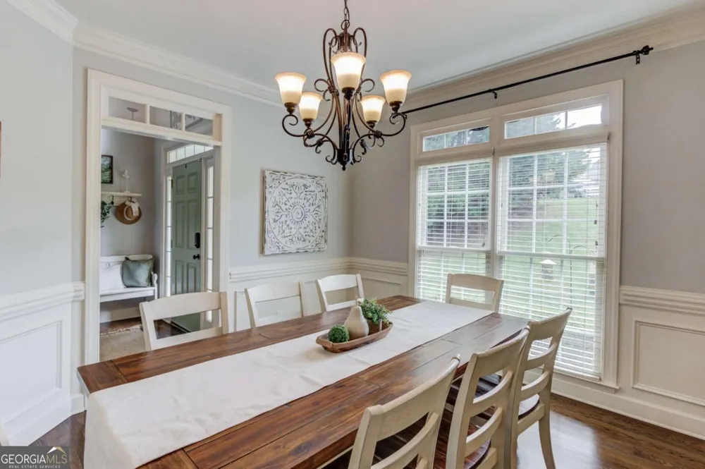 818 Oakridge TER Loganville, GA 30052