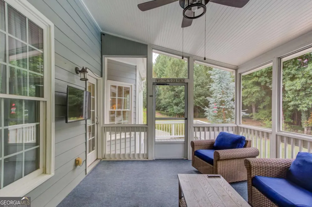 818 Oakridge TER Loganville, GA 30052