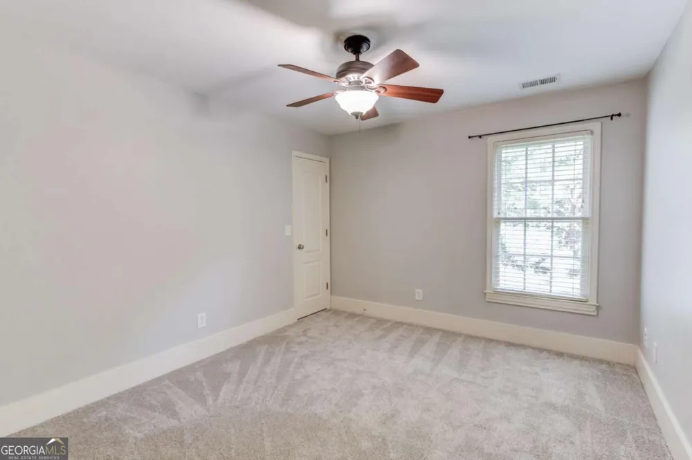 818 Oakridge TER Loganville, GA 30052