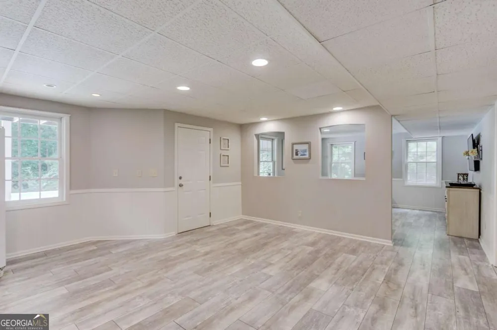 818 Oakridge TER Loganville, GA 30052