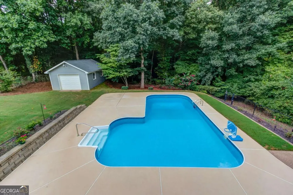 818 Oakridge TER Loganville, GA 30052