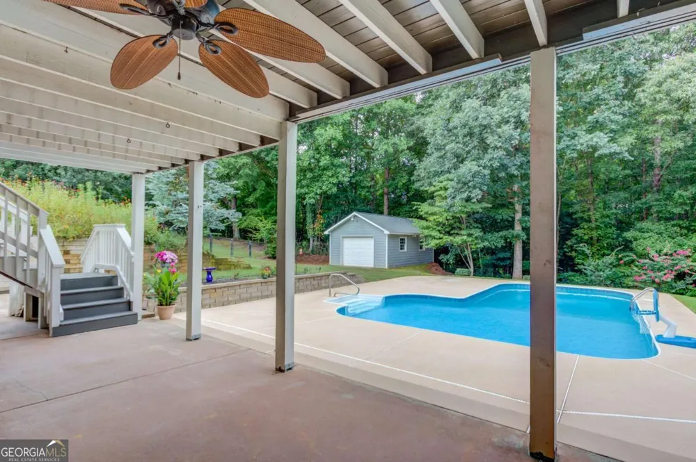 818 Oakridge TER Loganville, GA 30052