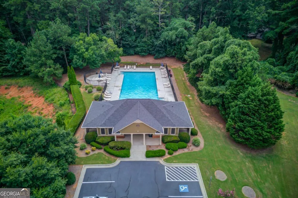818 Oakridge TER Loganville, GA 30052