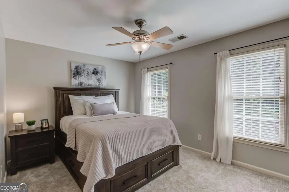 818 Oakridge TER Loganville, GA 30052