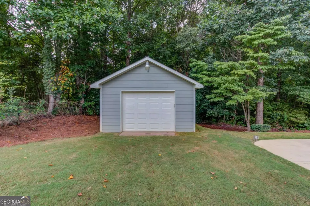 818 Oakridge TER Loganville, GA 30052