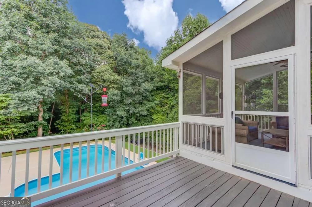 818 Oakridge TER Loganville, GA 30052