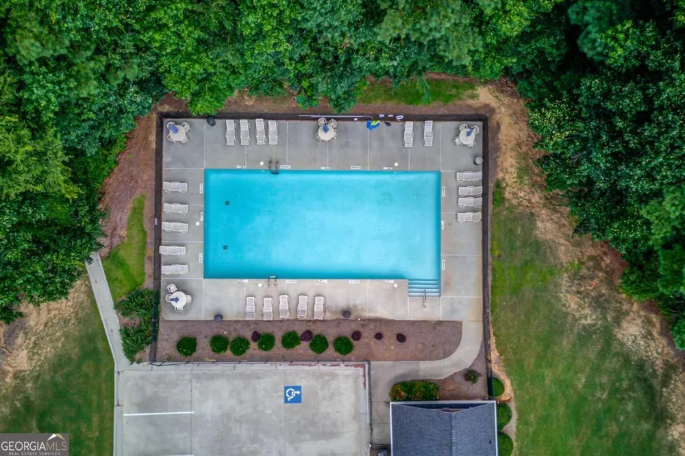 818 Oakridge TER Loganville, GA 30052
