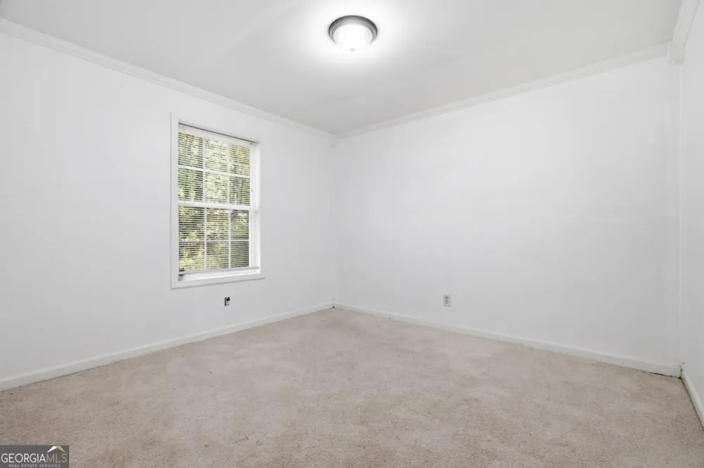 1 Talon CT Kingston, GA 30145
