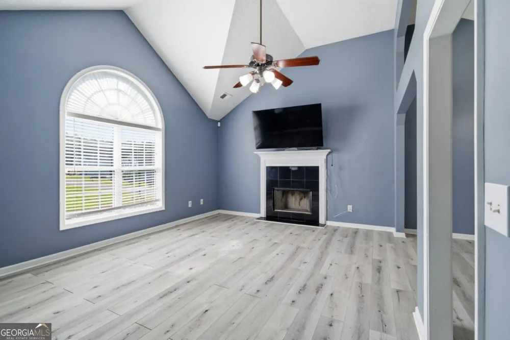 1 Talon CT Kingston, GA 30145