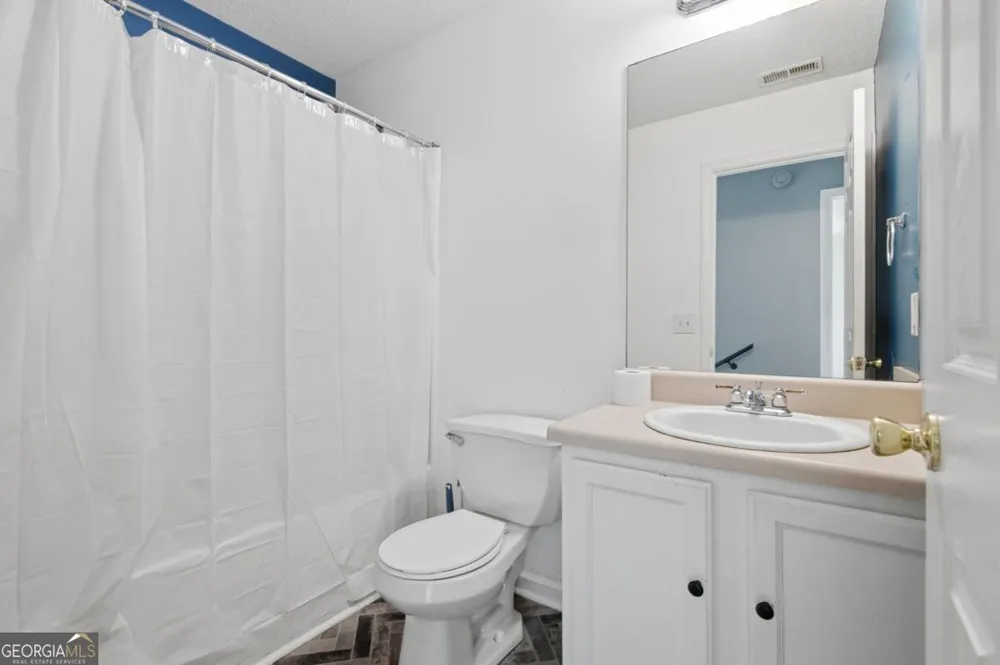 1 Talon CT Kingston, GA 30145