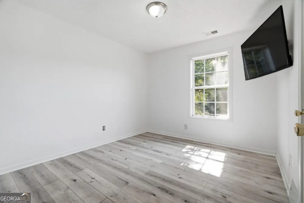 1 Talon CT Kingston, GA 30145