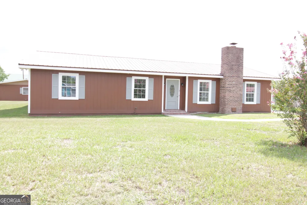 1925 Elaine AVE Waycross, GA 31503