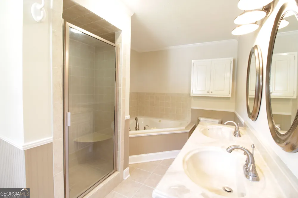 1925 Elaine AVE Waycross, GA 31503