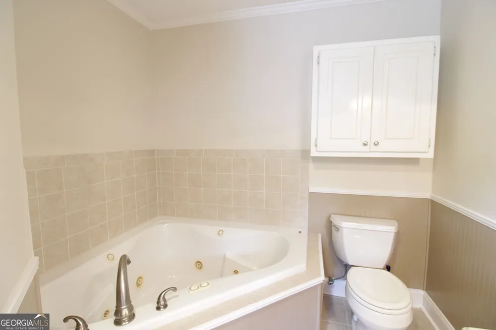1925 Elaine AVE Waycross, GA 31503