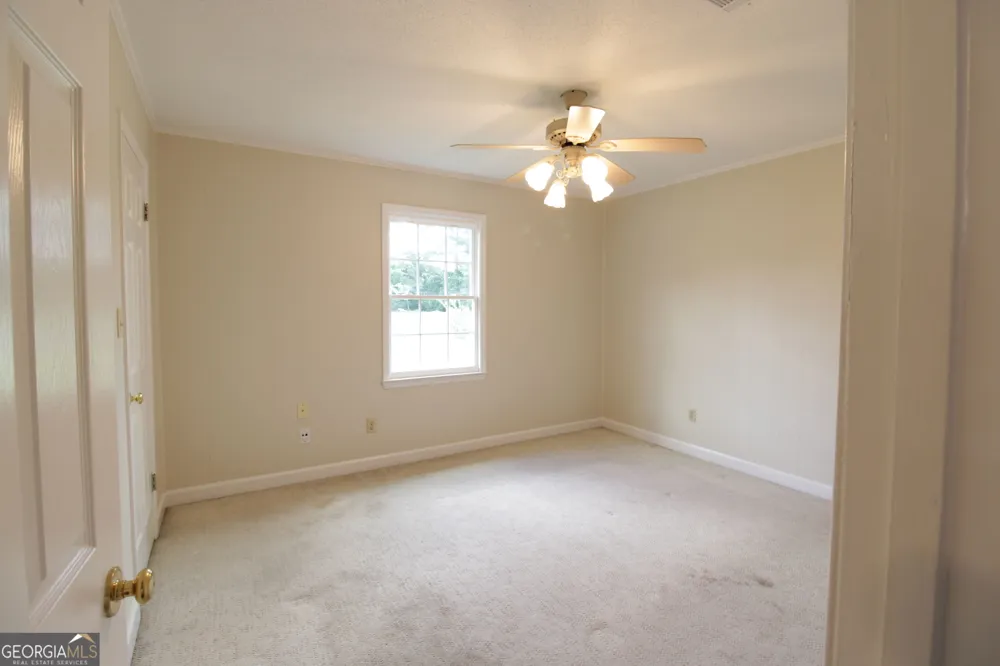 1925 Elaine AVE Waycross, GA 31503