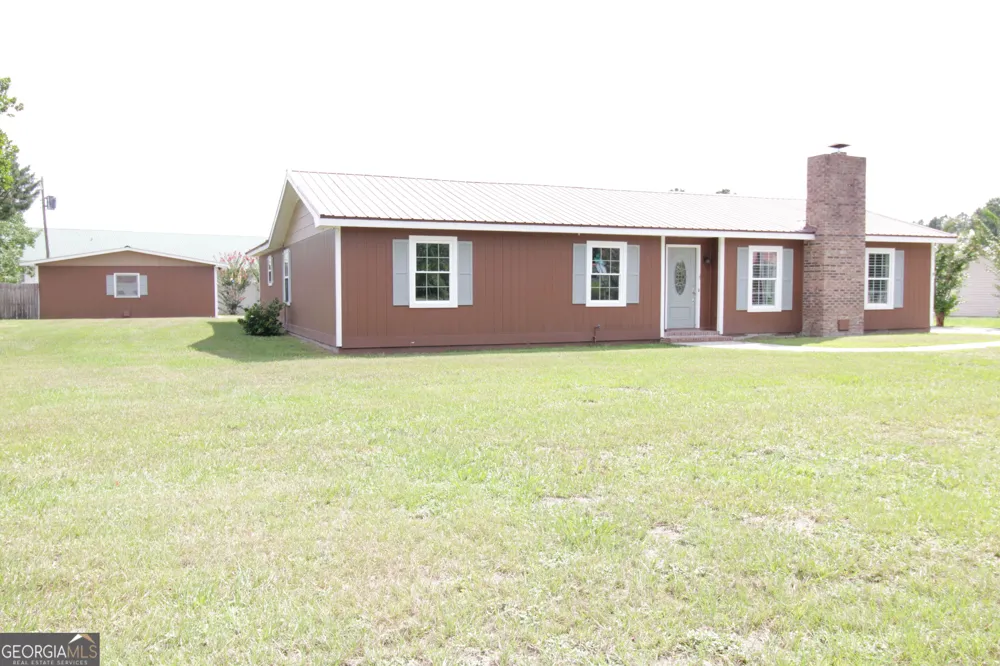 1925 Elaine AVE Waycross, GA 31503