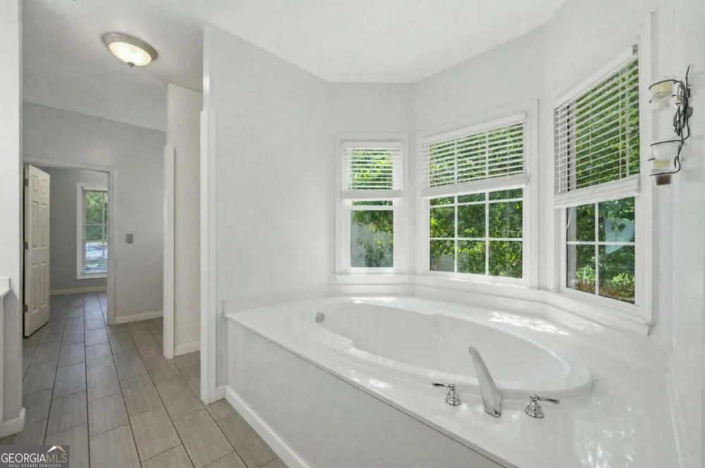 5258 Amberton CT NW Powder Springs, GA 30127
