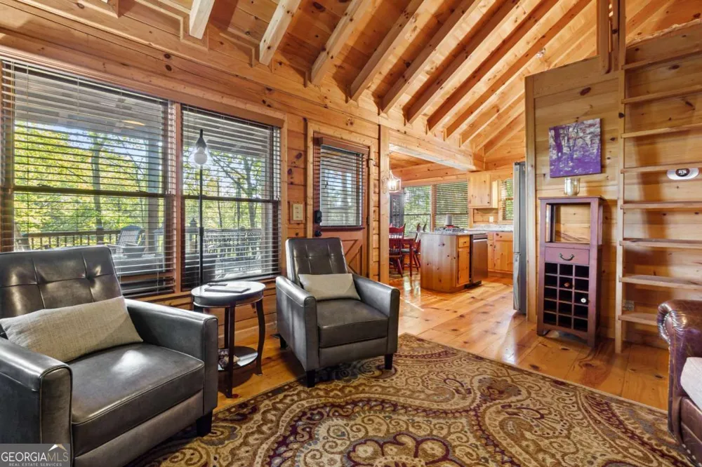 24 Casey CT Blue Ridge, GA 30513