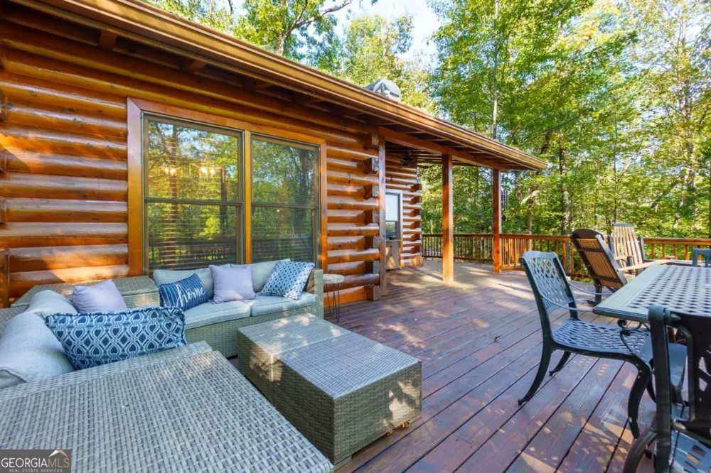 24 Casey CT Blue Ridge, GA 30513