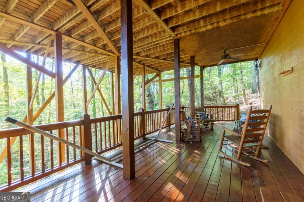 24 Casey CT Blue Ridge, GA 30513