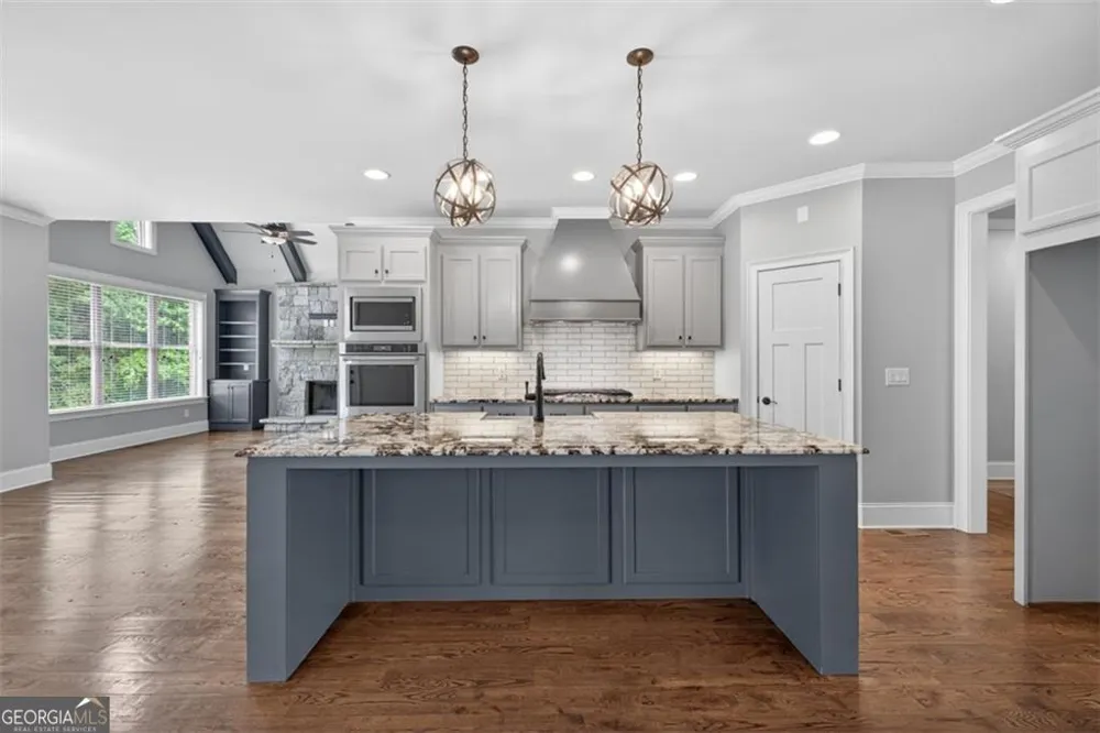 436 Thunder RD Buford, GA 30518