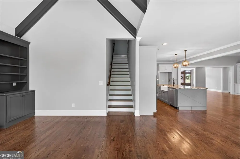 436 Thunder RD Buford, GA 30518