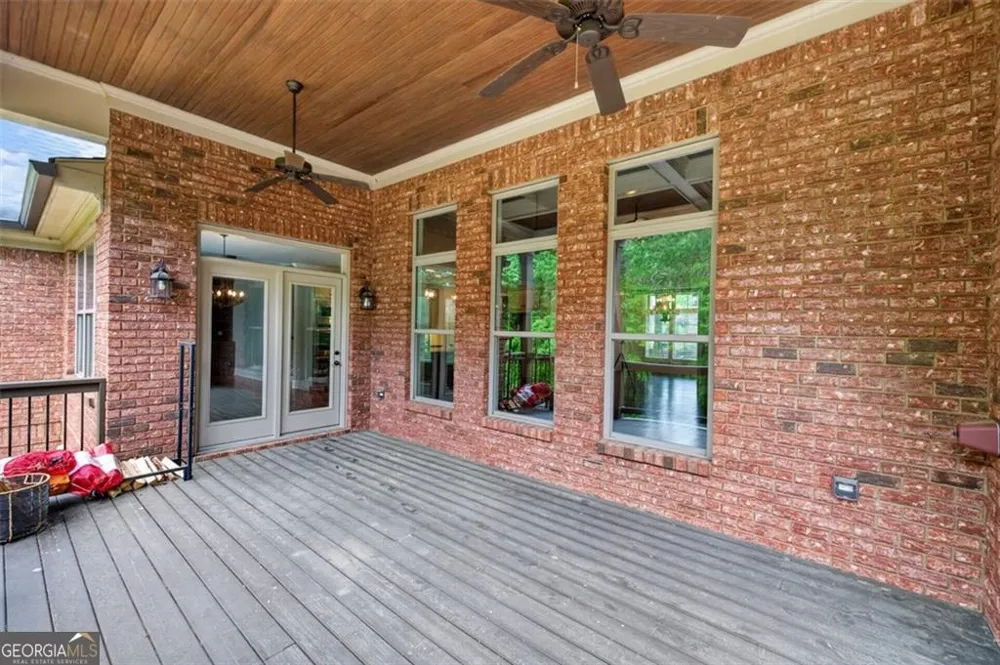 436 Thunder RD Buford, GA 30518