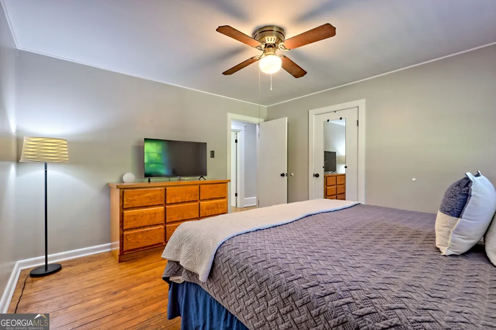 1994 Camp Creek RD Lakemont, GA 30552