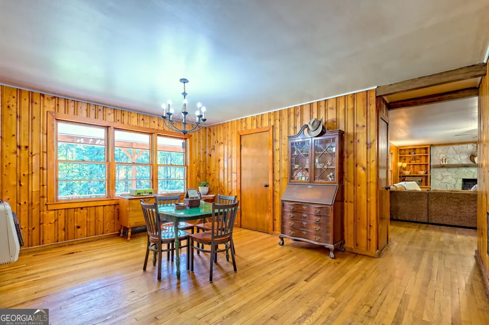 1994 Camp Creek RD Lakemont, GA 30552