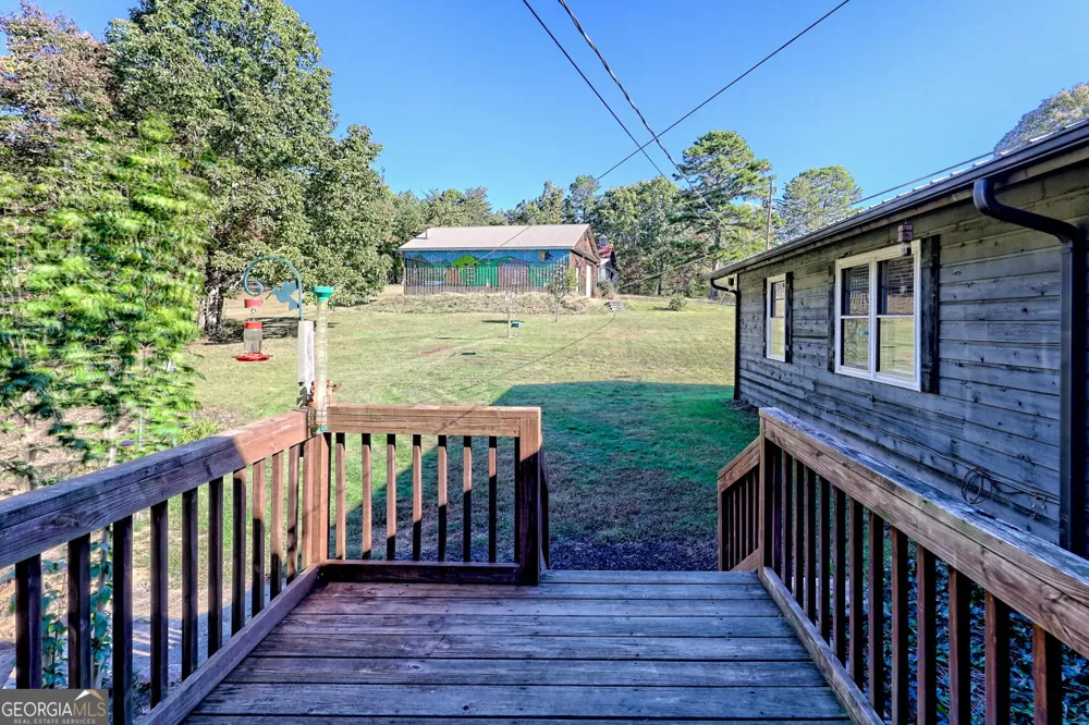 1994 Camp Creek RD Lakemont, GA 30552