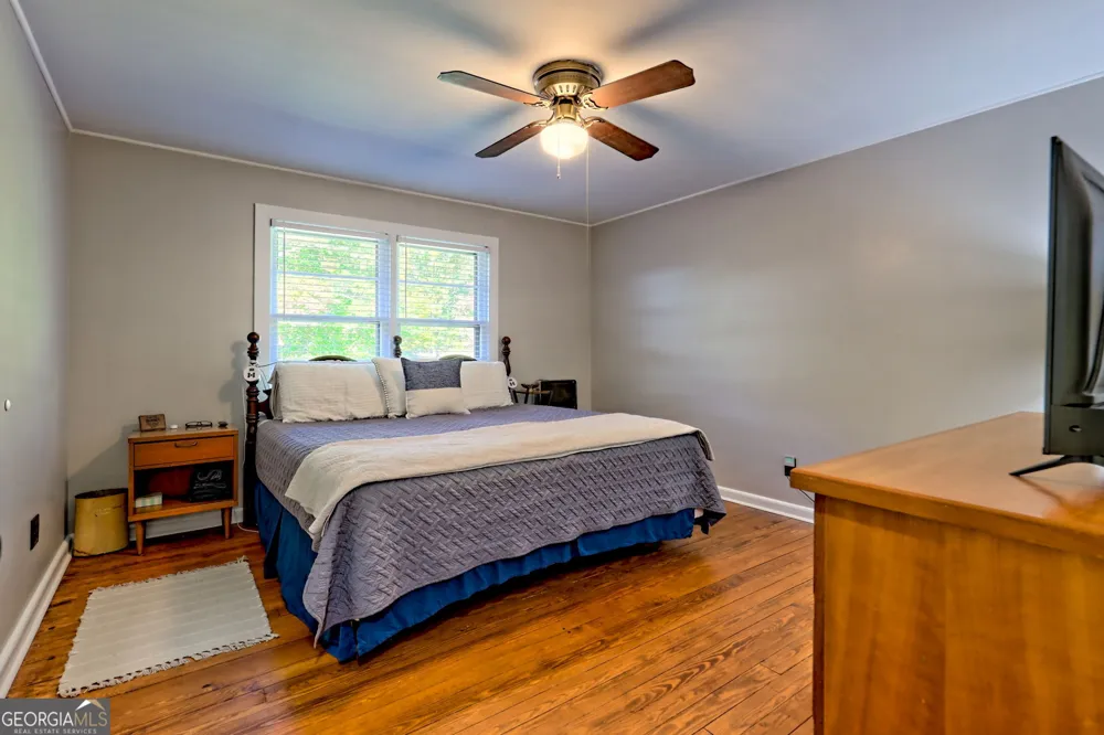 1994 Camp Creek RD Lakemont, GA 30552