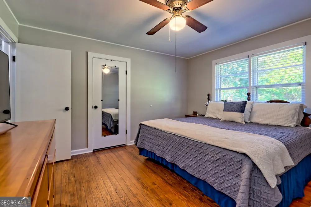 1994 Camp Creek RD Lakemont, GA 30552