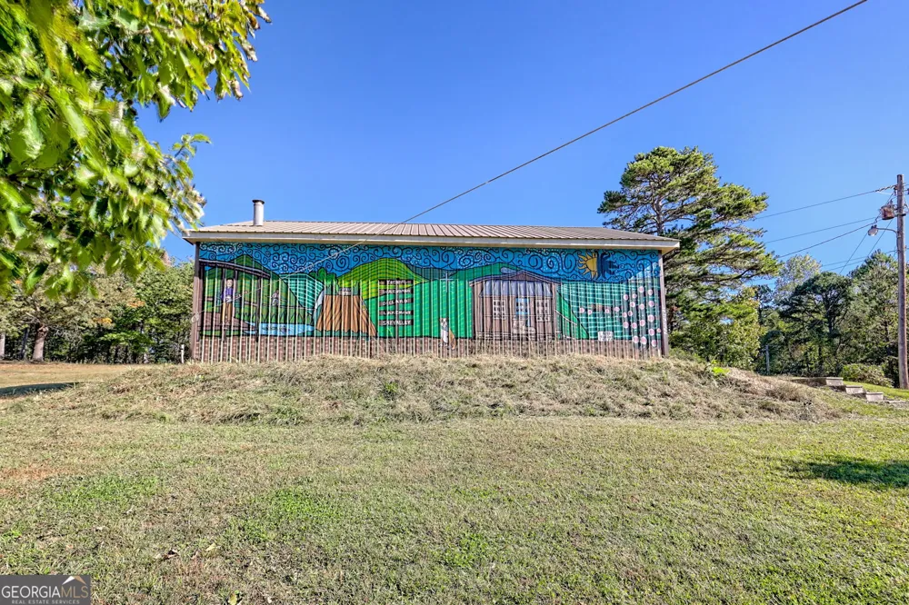 1994 Camp Creek RD Lakemont, GA 30552