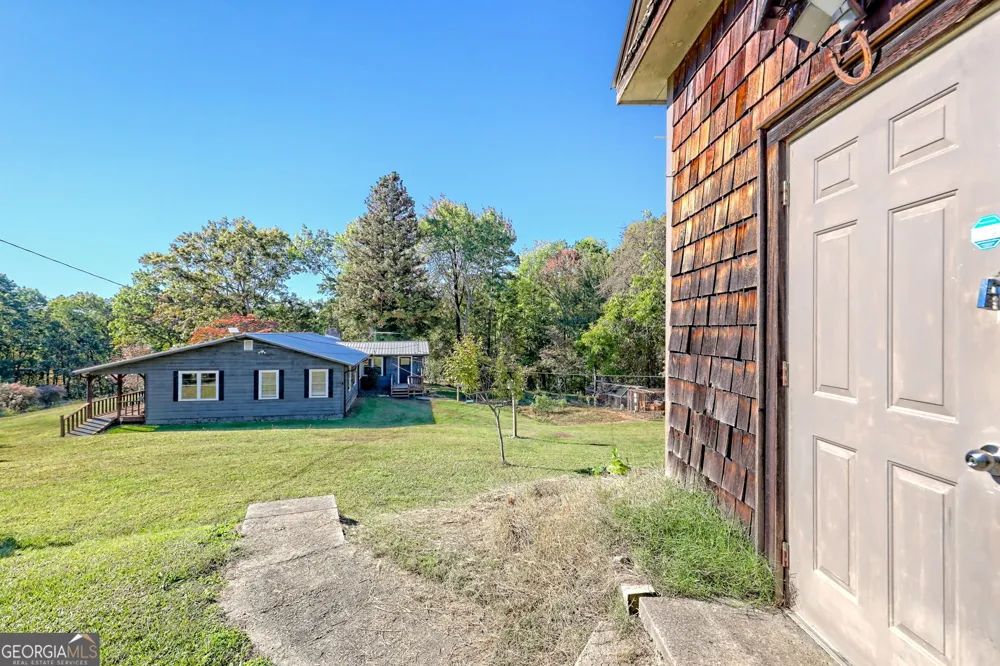 1994 Camp Creek RD Lakemont, GA 30552