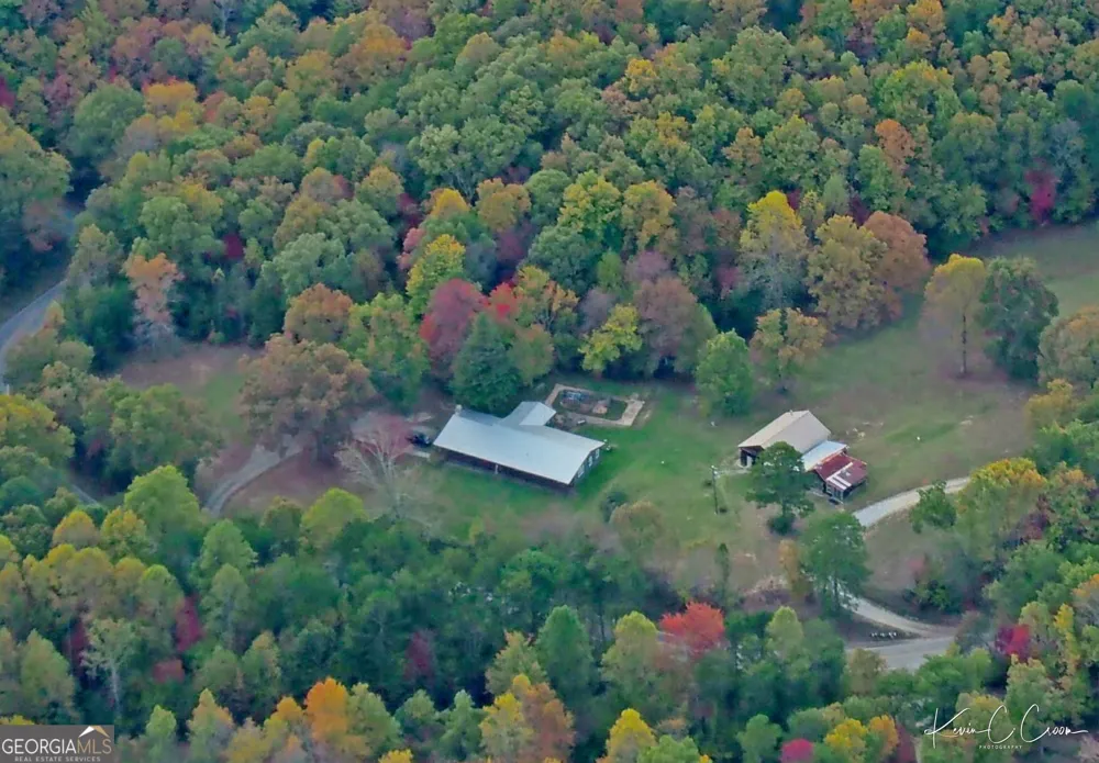 1994 Camp Creek RD Lakemont, GA 30552
