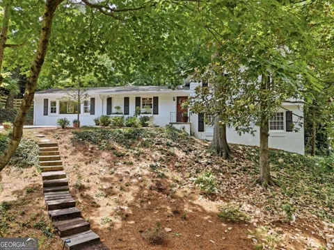 2360 Honeysuckle LN SE