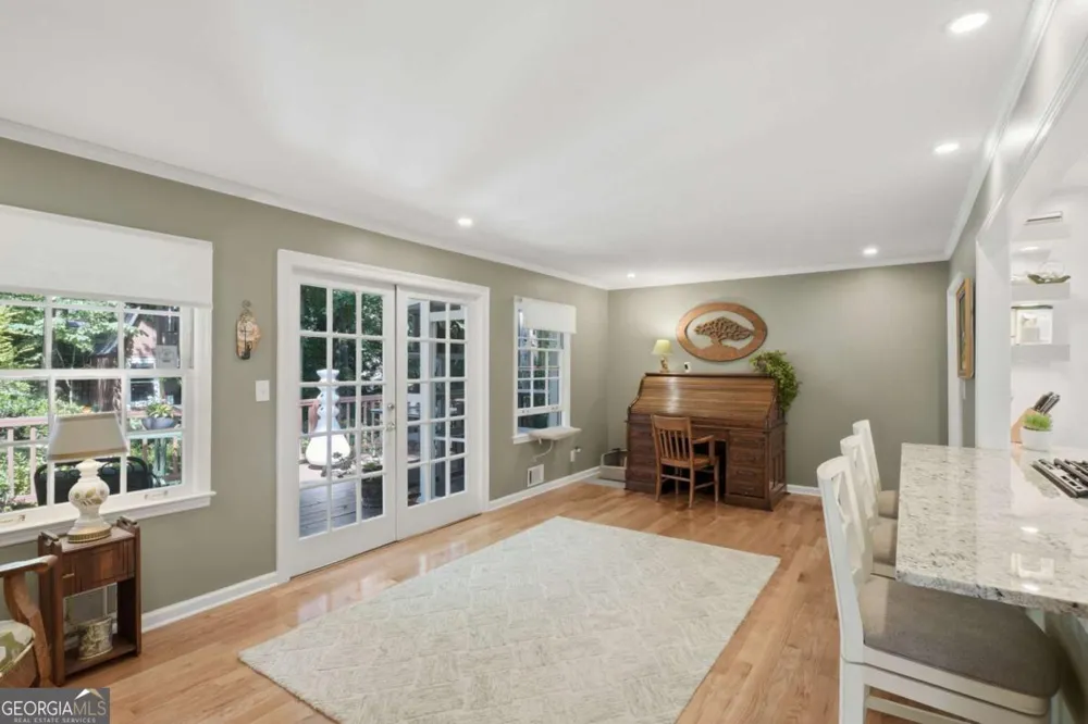 2360 Honeysuckle LN SE Smyrna, GA 30080