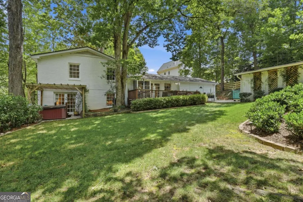 2360 Honeysuckle LN SE Smyrna, GA 30080